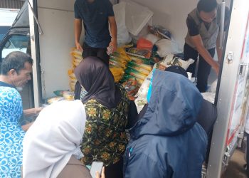 Operasi Pasar Murah DKUPP Bintan Diserbu Warga Tanjung Uban.