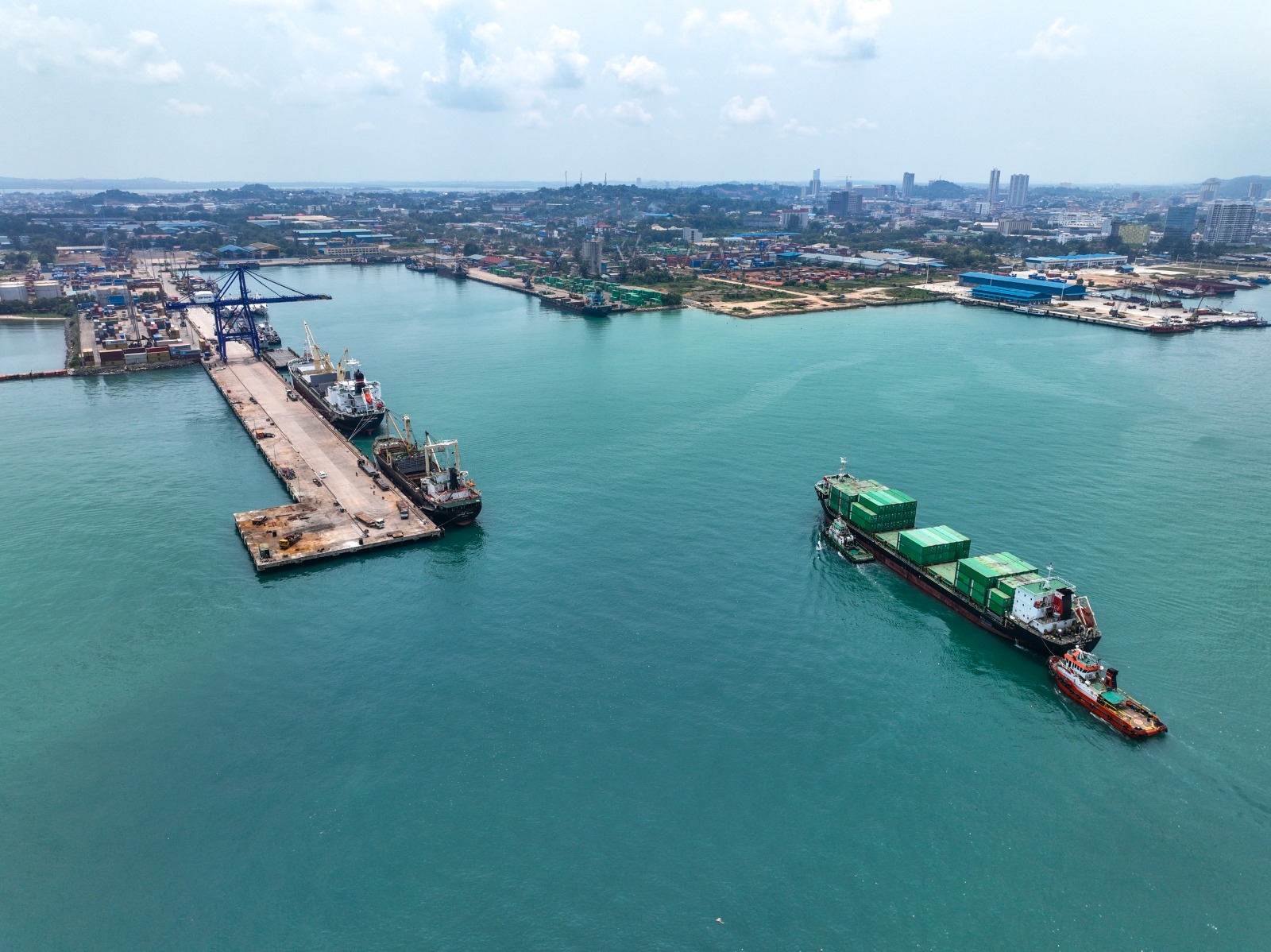 Kunjungan Kapal ke Pelabuhan Batam Meningkat 9 Persen di Triwulan I Tahun 2024.