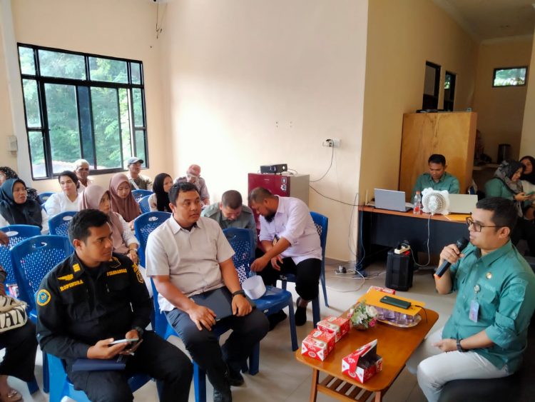 DKP Provinsi Kepri Sosialisasi e-BKP Kepada Nelayan di Karimun.