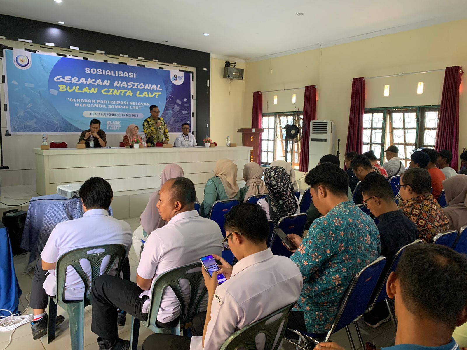 DKP Provinsi Kepri Sosialisasikan Gerakan Bulan Cinta Laut, Momen Jaga Kebersihan Pesisir.