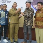 DKP Kepri Gelar Pembagian KTA Pokmaswas dan Penganugerahan Pokmaswas Teladan Tingkat Provinsi