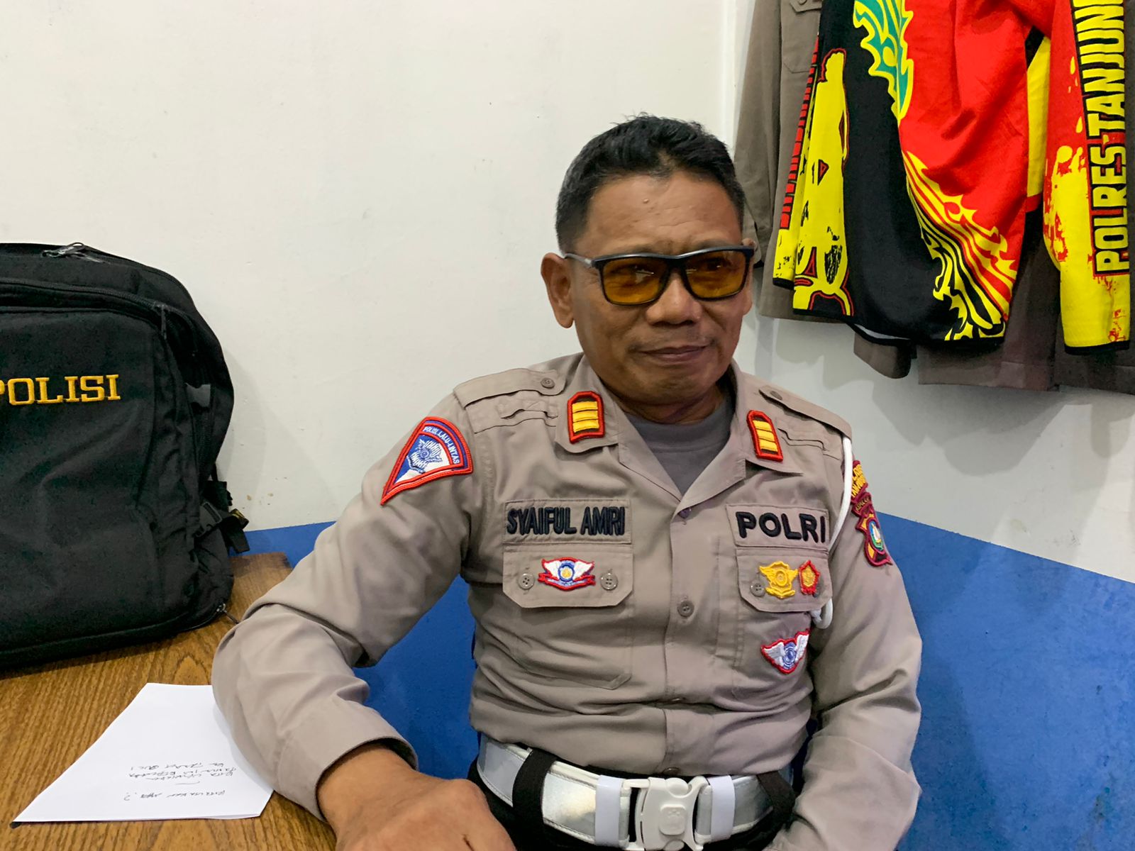 Satlantas Minta Pengendara Waspada Saat Melintas di Jalan Berlubang di Kilometer 7 Tanjungpinang.