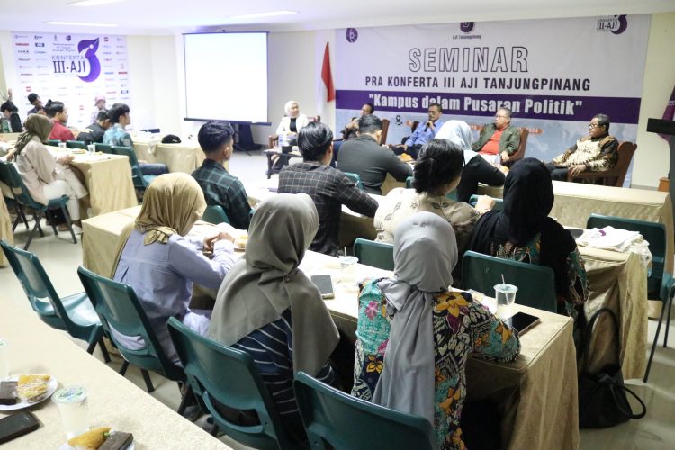 AJI Tanjungpinang Launching E-book Kompilasi Pemenang Lomba Menulis Artikel SMA dan Mahasiswa.