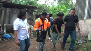 Diduga Mabuk Lem, Seorang Pria di Tanjungpinang Nekat Tusuk Temannya dengan Gunting