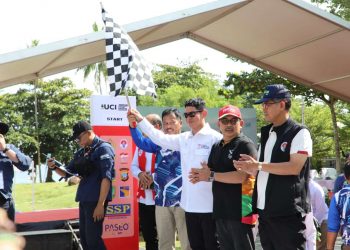 Kepala BP Batam Buka Kejurnas Road Race and Mountain Bike 2024 : Selamat Menikmati Pesona Batam Kota Baru.