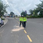 Mobil Plat Merah Tabrak Pengendara Motor, Korban Terseret 25 Meter Hingga Tewas