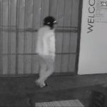 Maling di Cafe Vegas Tanjungpinang Terekam CCTV, Sejumlah Barang Berharga di Gasak Pelaku