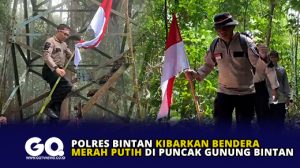 Polres Bintan Kibarkan Bendera Merah Putih di Puncak Gunung Bintan
