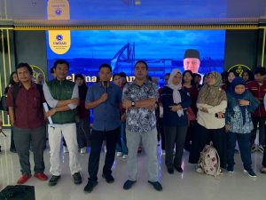 Pelantikan Dekan FISIP dan FIKP Umrah Tuai Protes dari Dosen dan Mahasiswa