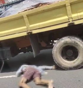 Diduga Gagal Menyalip, Truk Tabrak Pemotor Hingga Meninggal Dunia