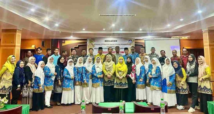 Disdik Berikan Pelatihan Dapodik untuk Jenjang SMP Negeri se- Tanjungpinang.