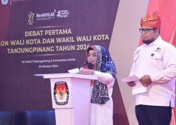 Pernyataan Penutup Paslon Ramah di Debat Perdana: Kami Menjemput Anggaran Agar Bisa Dirasakan Masyarakat.