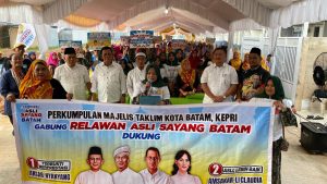 Ratusan Ibu-Ibu Majelis Taklim Batam, Dukung Paslon Ansar-Nyanyang