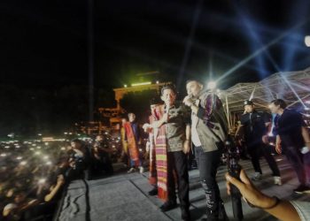 Duet bersama Judika: Ansar Bawakan Mardua Holong, Nyanyang Anakku Naburju.