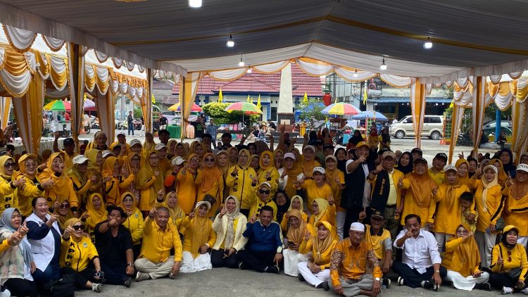 Ratusan Kader dan Emak-Emak di Kundur, Antusias Menangkan Ansar pada HUT Partai Golkar ke-60
