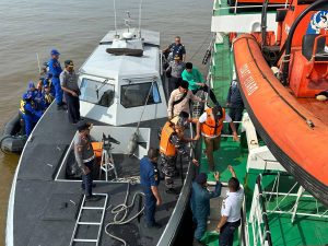 Mesin Kapal Roro Rusak, PLP Tanjung Uban Kerahkan KN Sarotama Jemput 130 Penumpang.