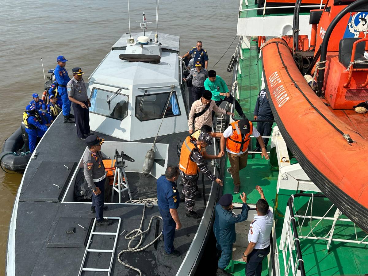 Mesin Kapal Roro Rusak, PLP Tanjung Uban Kerahkan KN Sarotama Jemput 130 Penumpang.