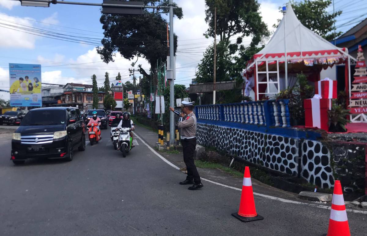 Libur Panjang Nataru, Satlantas Polresta Tanjungpinang Amankan dan Atur Lalu Lintas.