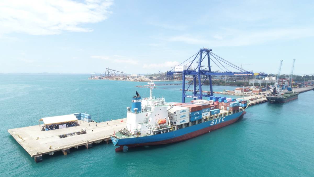 Badan Usaha Pelabuhan BP Batam Catatkan Kinerja Positif dengan Pertumbuhan Volume Kontainer 8 Persen di 2024.