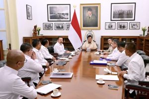 Prabowo Panggil Jaksa Agung hingga Kepala PPATK, Bahas Korupsi dan Perizinan Ilegal