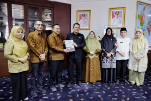Bawaslu Kembalikan Sisa Dana Pilkada Rp20 Miliar ke Pemprov Kepri