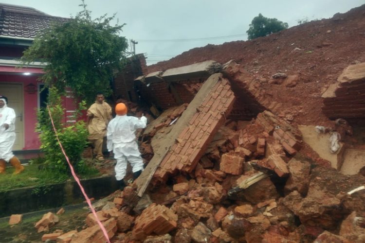 Cuaca Ekstrem Landa Tanjungpinang, 15 Wilayah Terdampak Banjir dan Longsor