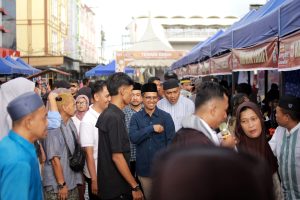 2 Hari Pasca Retreat, Bupati Karimun Wujudkan Sembako Murah