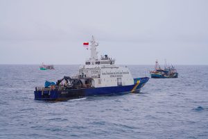 KKP Tangkap 2 Kapal Vietnam Pencuri Ikan di Perairan Natuna Utara