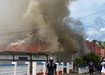 Dua Rumah Dinas PPLP Tanjung Uban Terbakar, Diduga Api Berasal dari Dapur