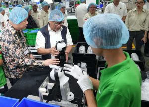 Anggota/Deputi Bidang Investasi dan Pengusahaan Belanja Masalah di Kawasan Industri