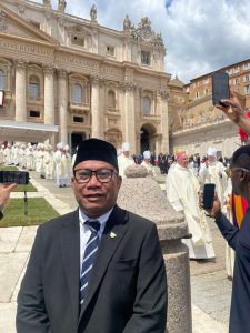 Kesan Fary Francis, Utusan Presiden Prabowo yang Hadiri Langsung Pelantikan Paus Leo XIV di Vatikan