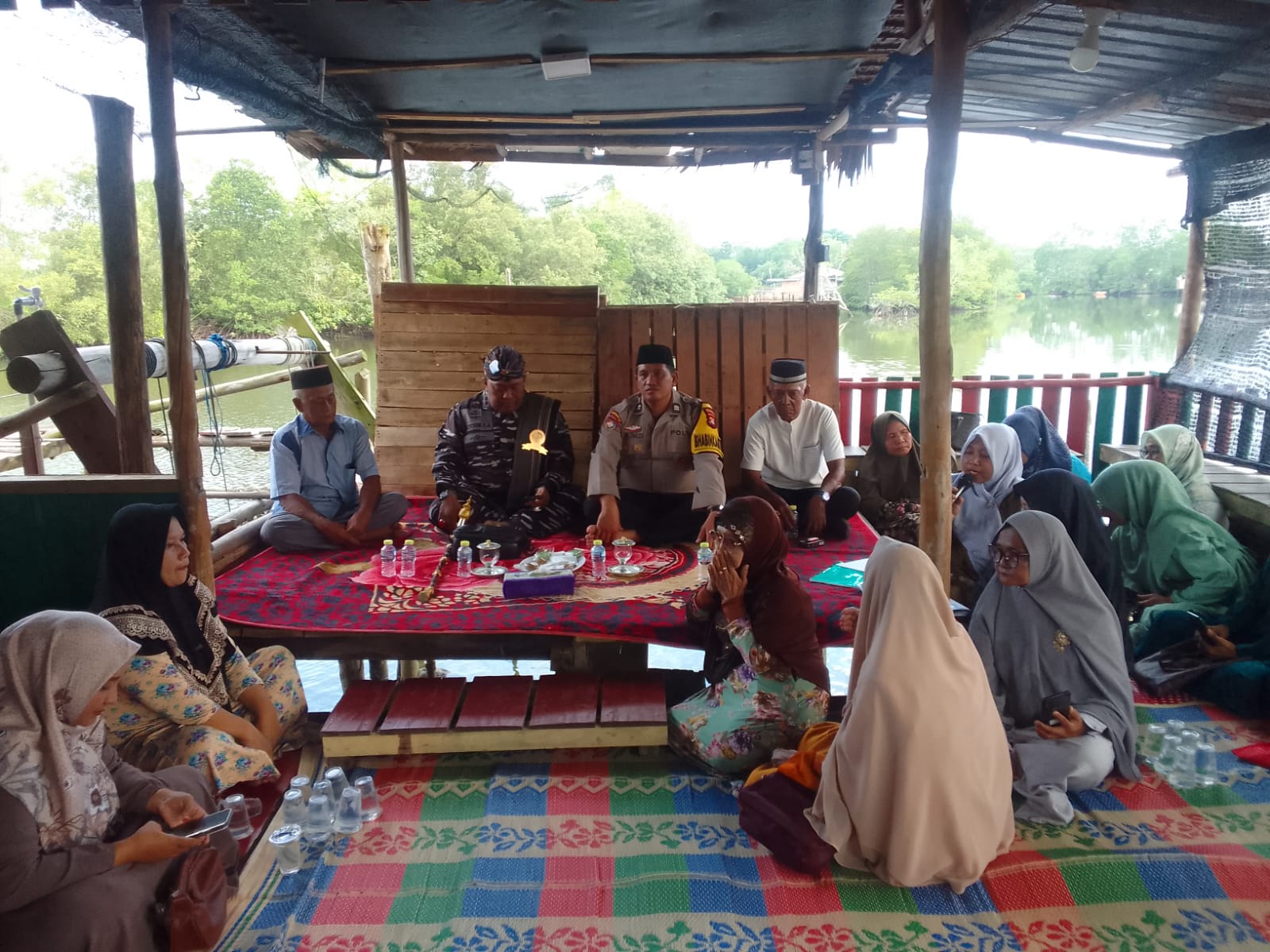 Perkuat Sinergitas Polri dan Warga, Bhabinkamtibmas Tanjung Unggat Gelar Pengajian dan Ceramah Agama.
