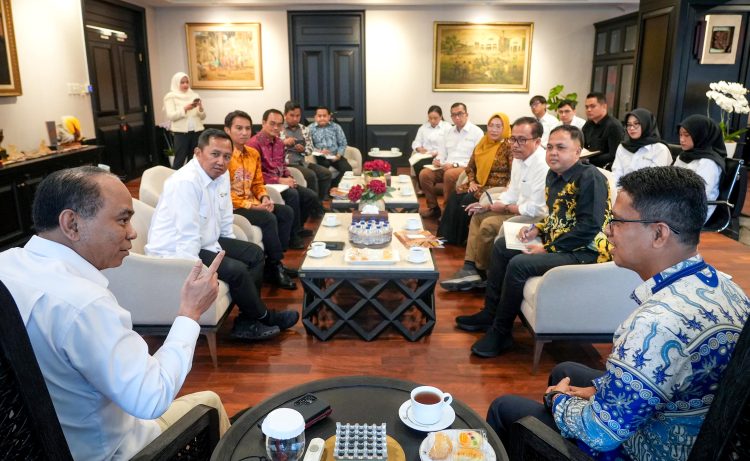 Bupati Karimun Kunjungi Menteri Koperasi, Dorong Penguatan Ekonomi Lewat Kopdes