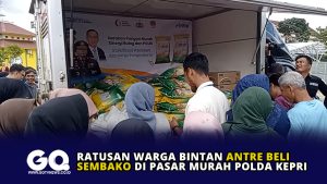 Ratusan Warga Bintan Antre Beli Sembako di Pasar Murah Polda Kepri