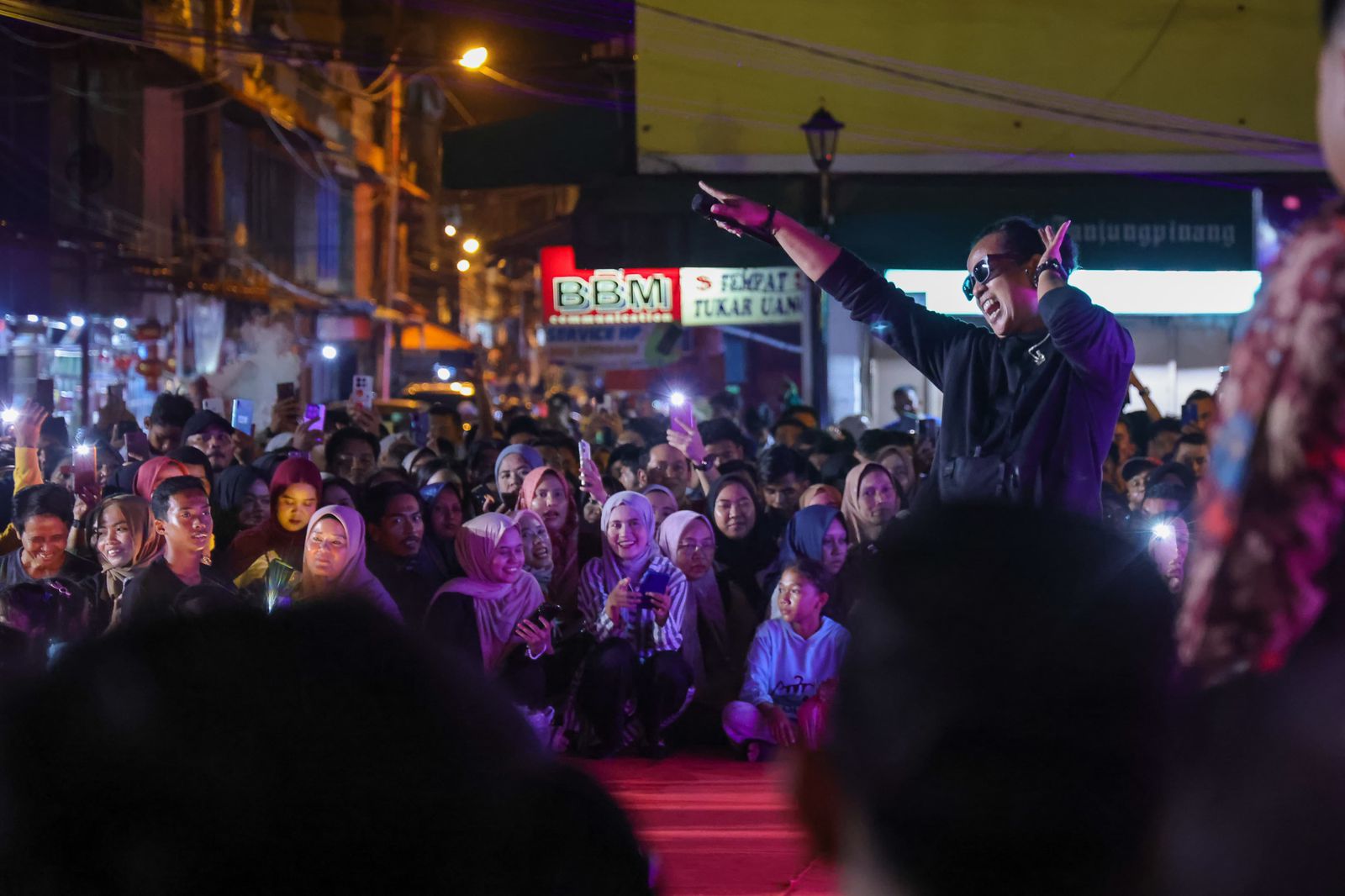 Ipank Meriahkan Malam Penutupan Panggung Budaya Kolosal di Malam Puncak Kemilau Nusantara Kepri 2025.