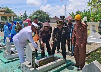 Polri-TNI Ziarah Nasional Makam Pahlawan Peringati HUT TNI ke-80.