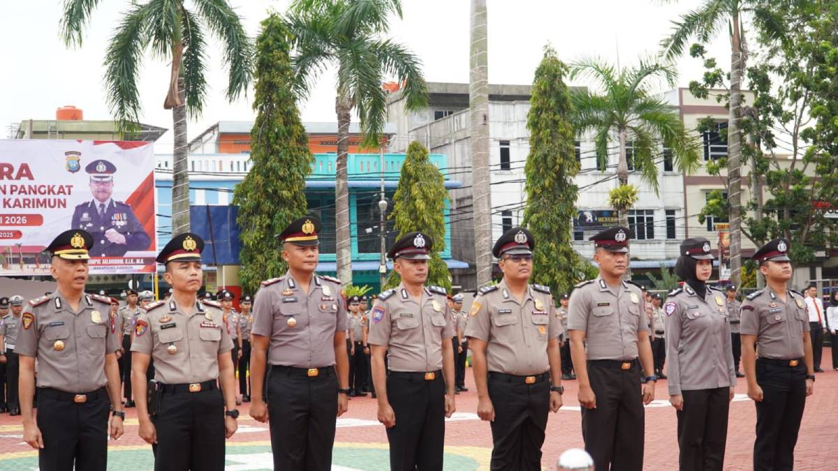 64 Personel Polres Karimun Naik Pangkat, Kapolres Tekankan Profesionalisme dan Tanggung Jawab.