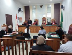 Hakim Soroti Pemanggilan Saksi via WA, Sidang Pengeroyokan Kakak Beradik Ditunda