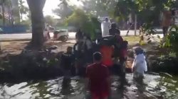 Hilang Kendali, Pengendara Wanita Terjun Bebas ke Danau di Karimun.