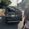 Satu Unit Mobil Terios Tertimpa Pohon Tumbang, Dipastikan Tidak Ada Korban Jiwa