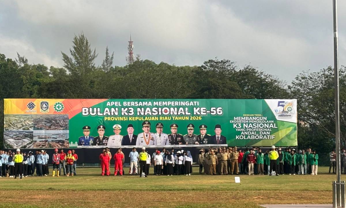 Wakapolresta Barelang Hadiri Apel Peringatan Bulan K3 Nasional Ke-56 Tahun 2026 di Batamindo.