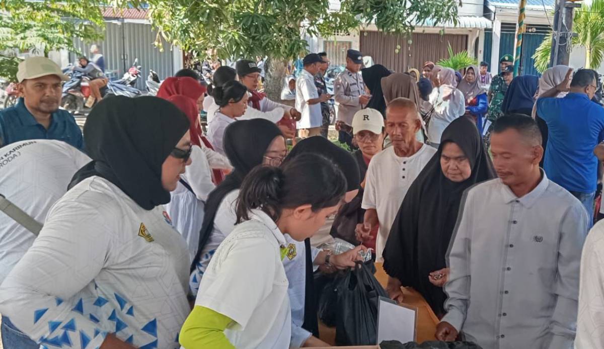 Gerai TPID Karimun Diserbu Warga, Komoditas Pangan Ludes.