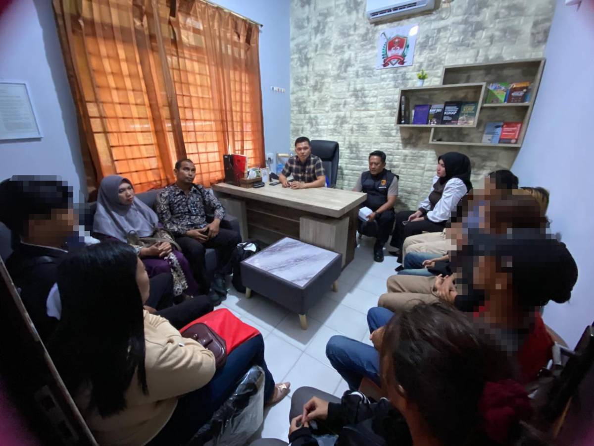 Kasus Prostitusi Online Libatkan Empat Anak di Bawah Umur di Karimun, Dipromosikan via MiChat.