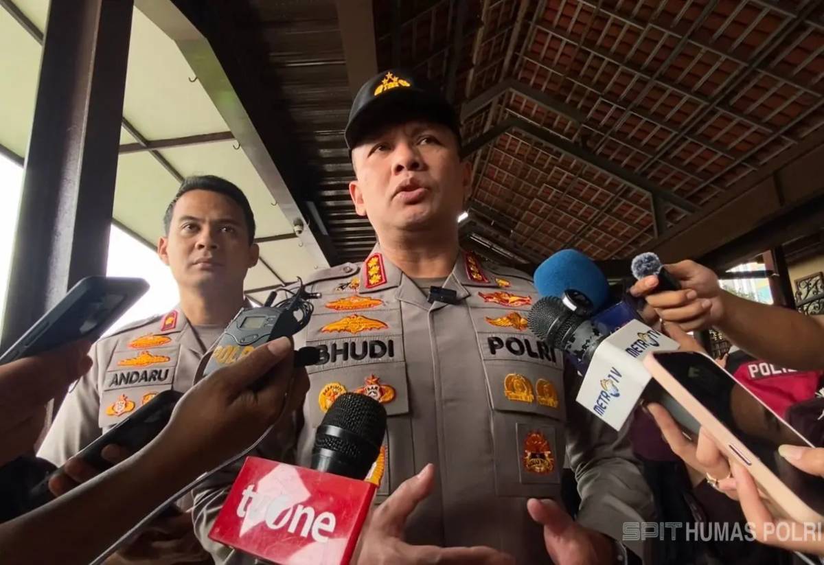 Polda Metro Jaya Masih Terus Melakukan Pencarian Bagian Tubuh Korban Mutilasi di Bekasi.