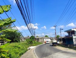 Warga Keluhkan Kabel Semrawut di Kijang Lama, Berpotensi Bahayakan Pengendara