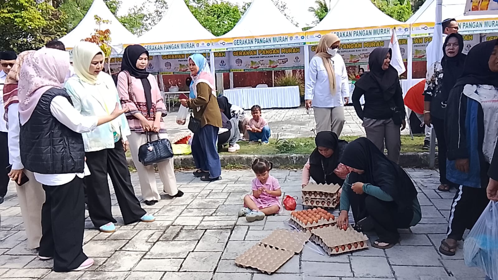 Gerakan Pangan Murah, Dewi Kumalasari: Kesempatan Warga Dapat Bahan Pokok Terjangkau.