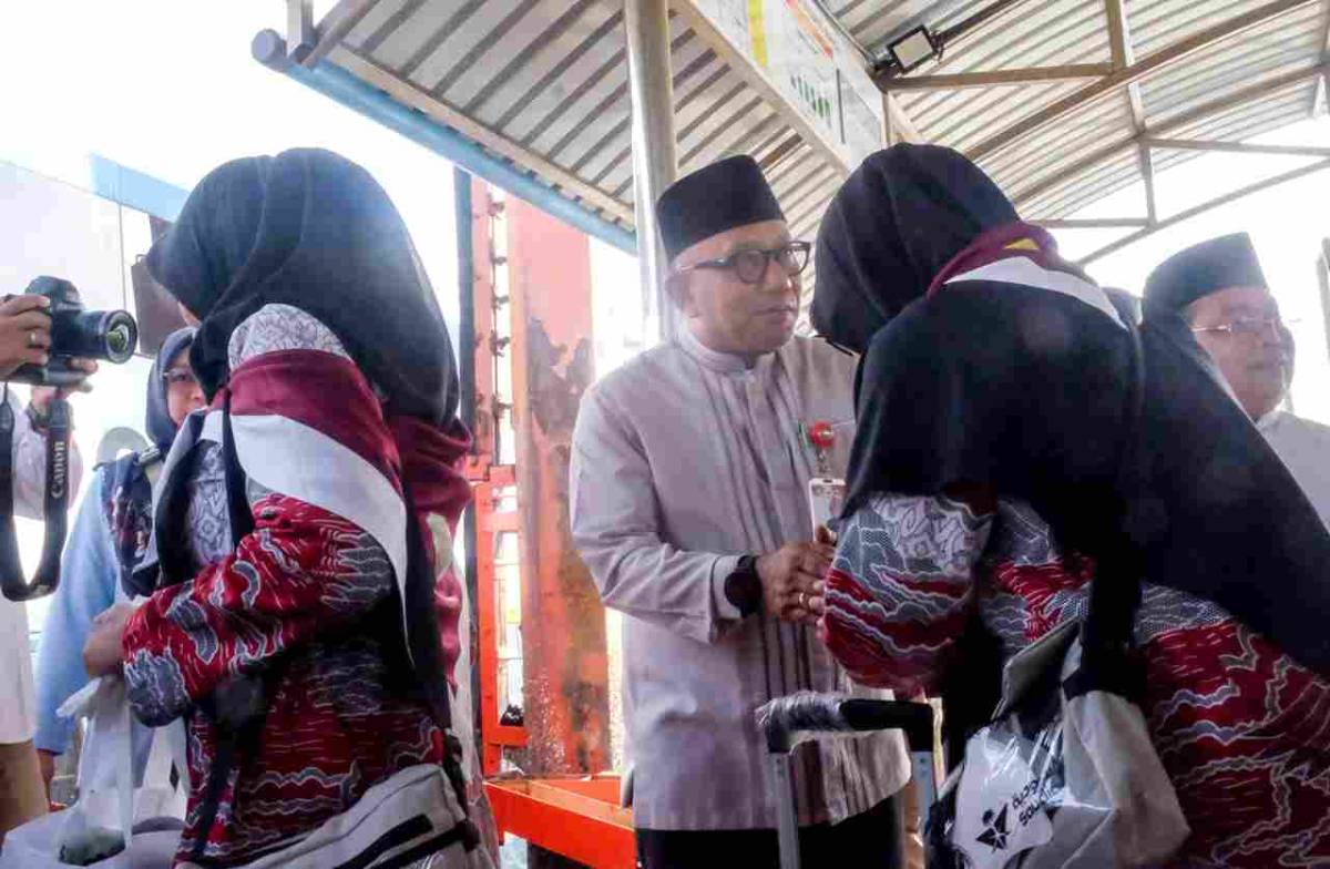 144 JCH Tanjungpinang Diberangkatkan Melalui Pelabuhan Sri Bintan Pura.