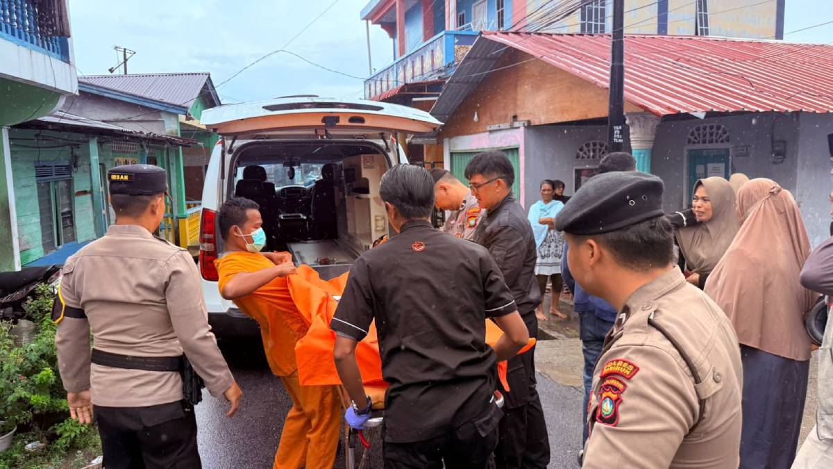 Ibu Rumah Tangga di Karimun Ditemukan Tewas Tergantung Dalam Kamarnya.