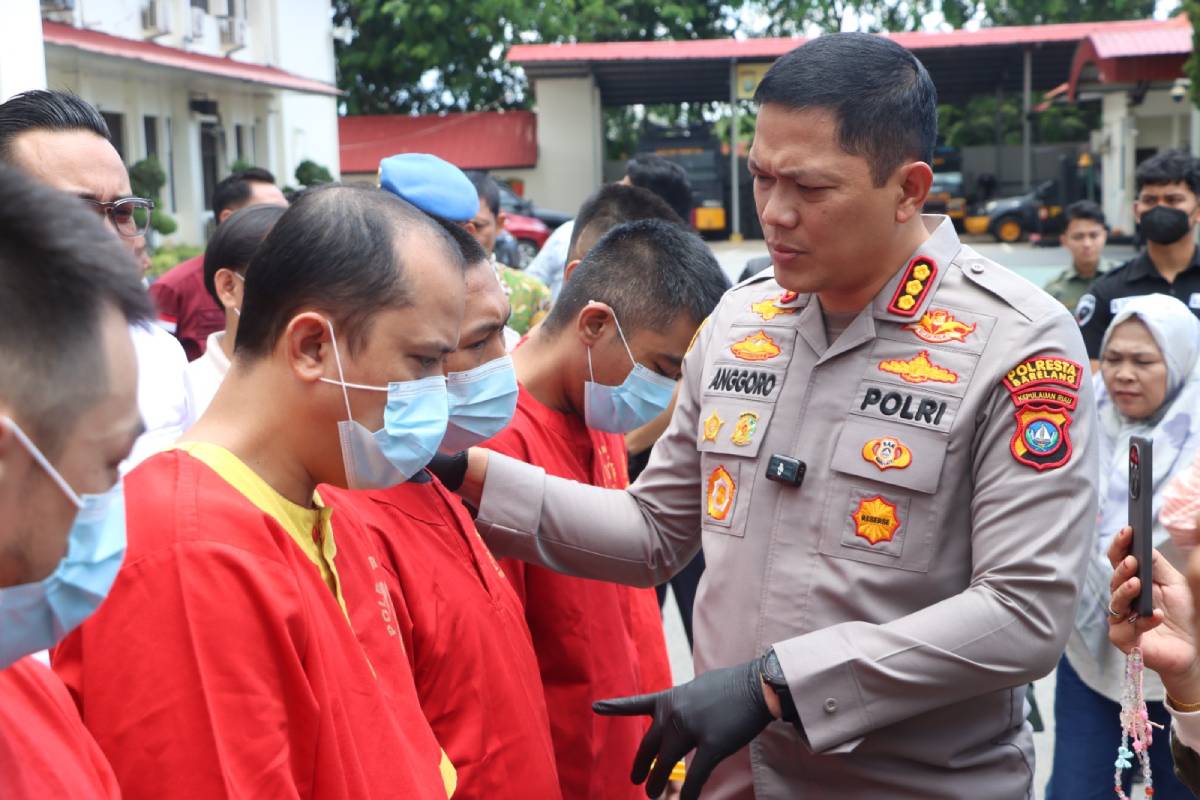 Komitmen Berantas Narkoba, Polresta Barelang Musnahkan Barang Bukti Sabu, Ekstasi, dan Liquid Vape.