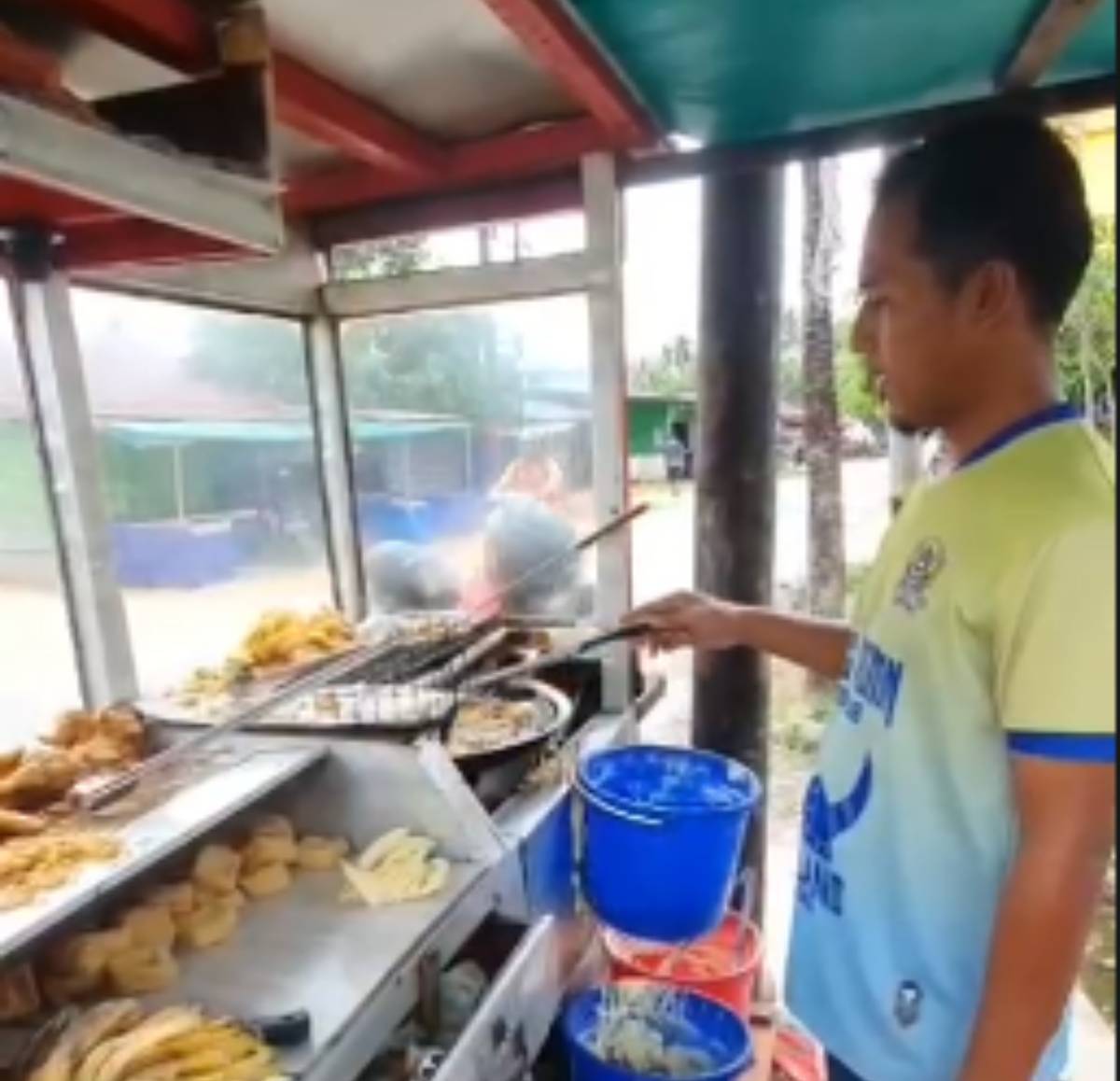 Pedagang Kecil di Karimun Harap Pemerintah Atasi Lonjakan Harga Plastik.